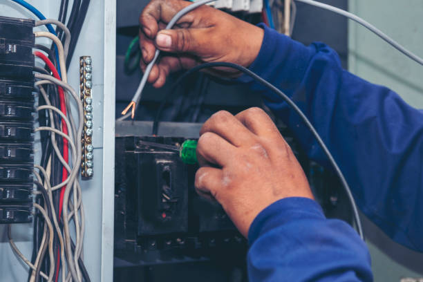 Best Electrical Troubleshooting Services  in Galesburg, IL